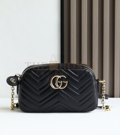 GUCCI GG MARMONT CAMERA BAG  WHITE QUILTED NAPA LEATHER LIGHT GOLD HARDWARE 24×15×8CM