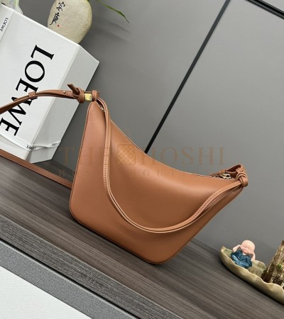 LOEWE MINI HAMMOCK HOBO BAG CALFSKIN LEATHER CARAMEL SIZE 28×17×9.5CM MASTER QUALITY 